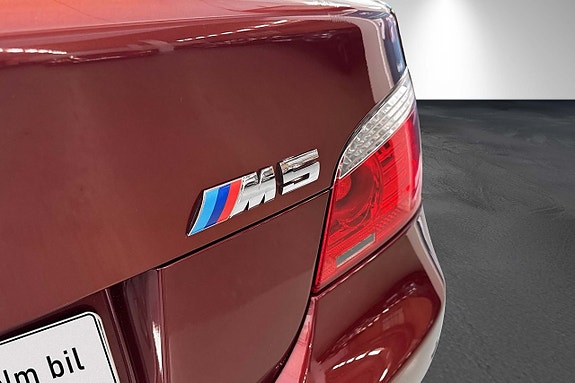BMW M5 17 of 18