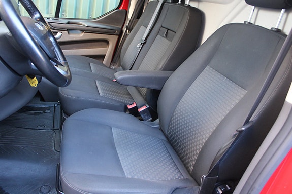 Ford Transit Custom 5 of 11