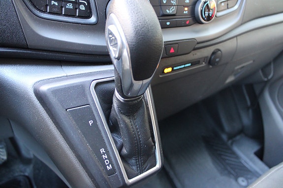 Ford Transit Custom 10 of 11
