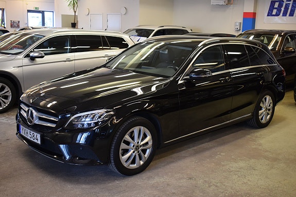 Mercedes-Benz C220 d 3 of 20