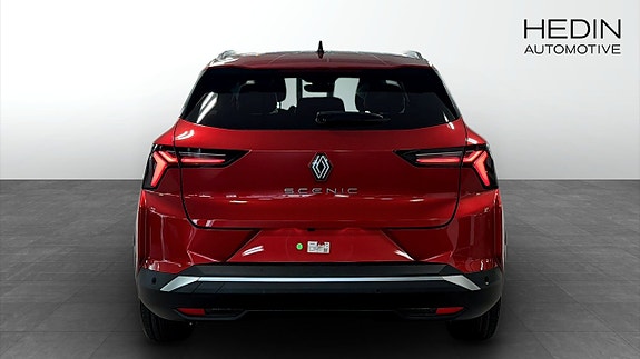 Renault Scenic E-Tech 7 of 9