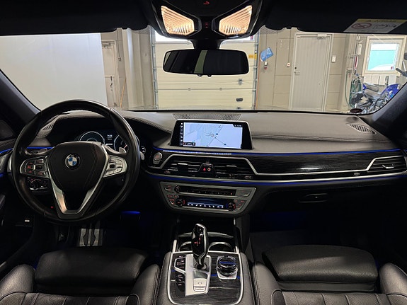BMW 740e 7 of 24