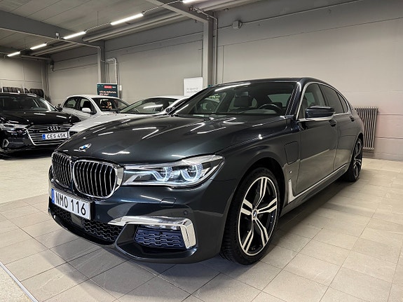 BMW 740e 5 of 24