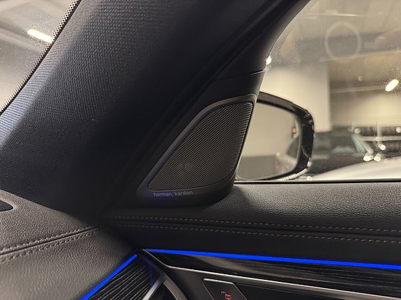 BMW 740e 13 of 24