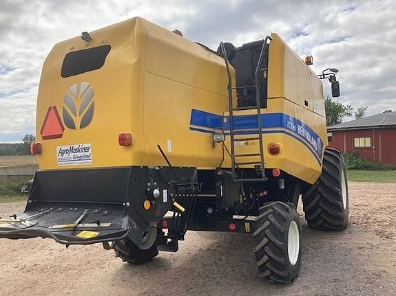 New Holland TC 5.90 7 of 17