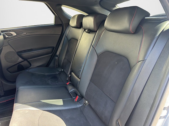 Kia ProCeed 10 of 22