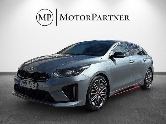 Kia ProCeed 3 of 22