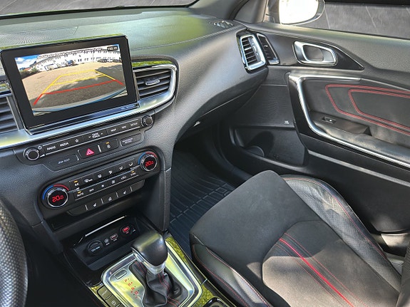 Kia ProCeed 13 of 22