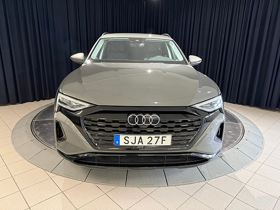 Audi Q8 e-tron 2 of 16
