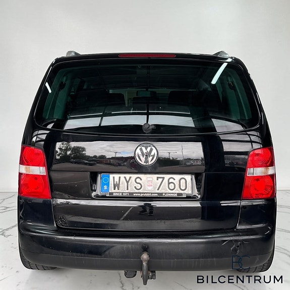 Volkswagen Touran 5 of 20