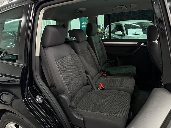 Volkswagen Touran 16 of 20