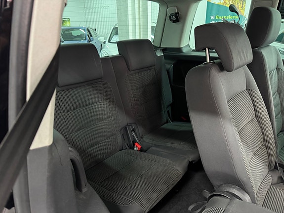 Volkswagen Touran 17 of 20
