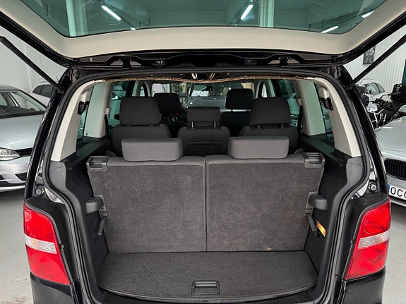 Volkswagen Touran 19 of 20