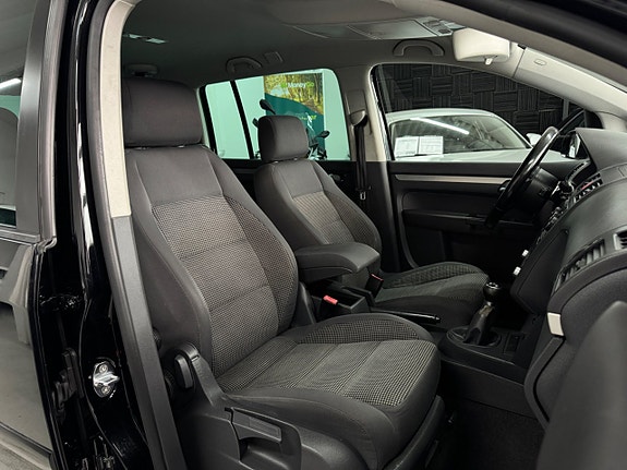 Volkswagen Touran 18 of 20