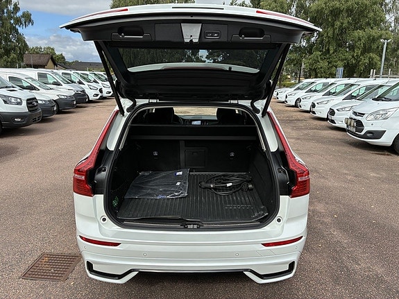Volvo XC60 7 of 18