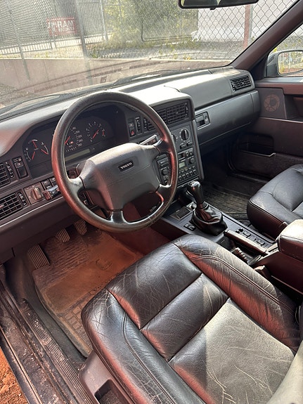 Volvo 850 3 of 7