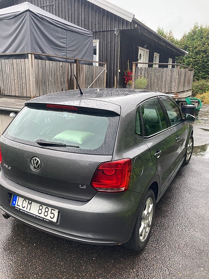 Volkswagen Polo 2 of 11