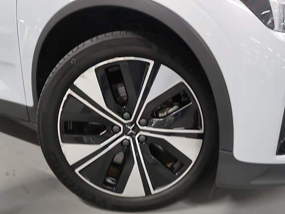Polestar 2 13 of 30