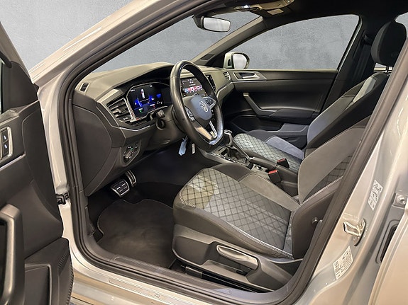 Volkswagen Taigo 10 of 25