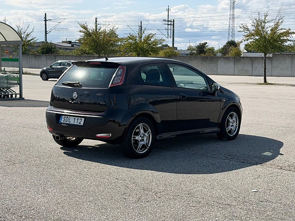 Fiat Punto Evo 3 of 8