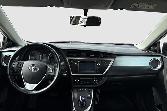 Toyota Auris 10 of 12