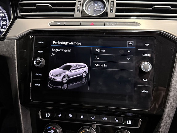 Volkswagen Passat Alltrack 30 of 30