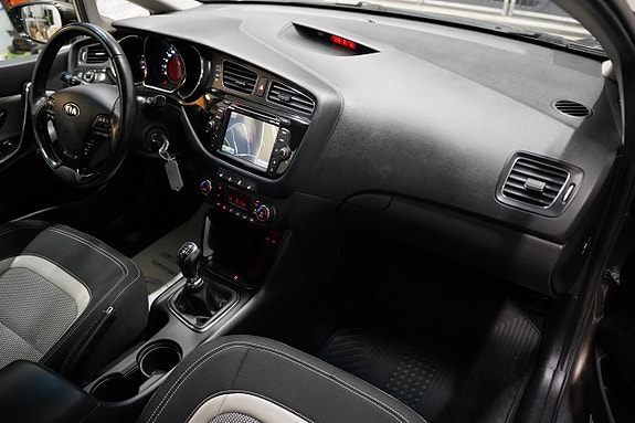 Kia Ceed 8 of 20