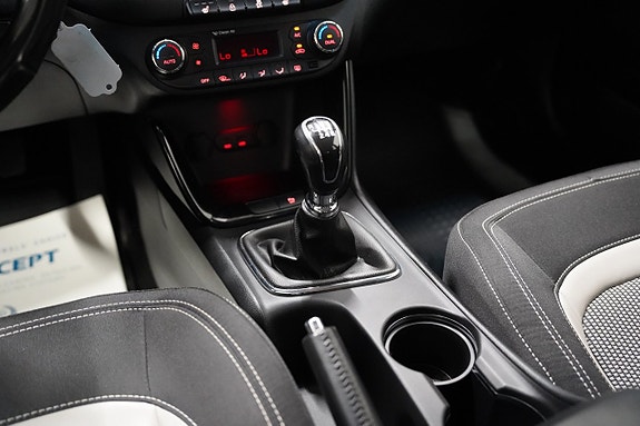 Kia Ceed 13 of 20