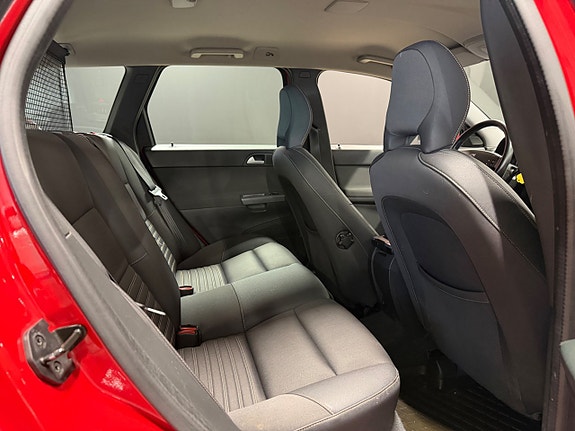Volvo V50 8 of 16