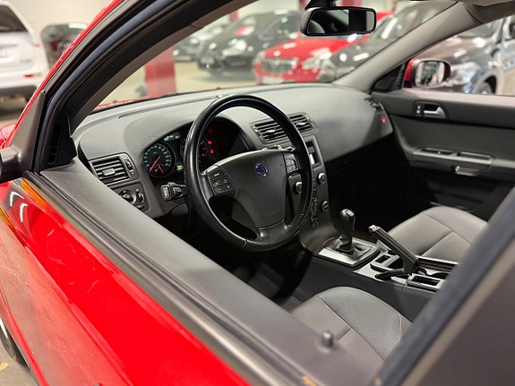 Volvo V50 13 of 16