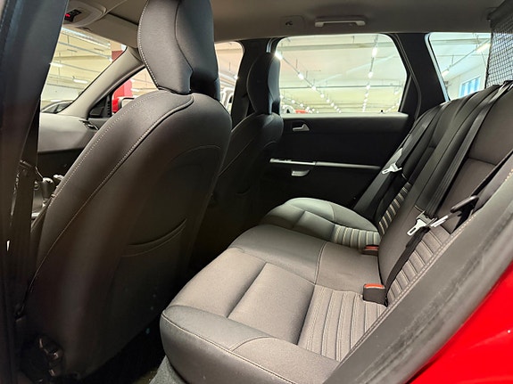 Volvo V50 10 of 16