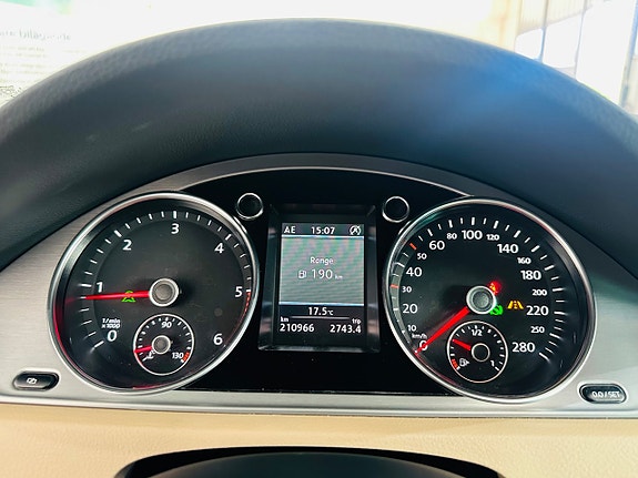 Volkswagen CC 20 of 21