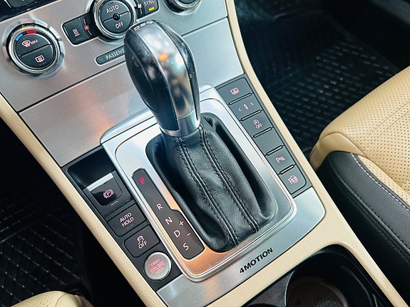 Volkswagen CC 17 of 21