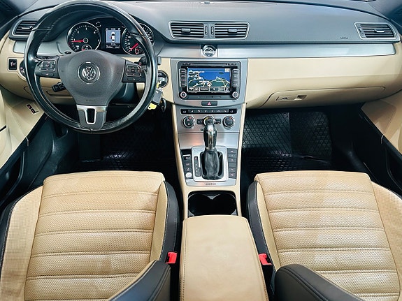 Volkswagen CC 9 of 21