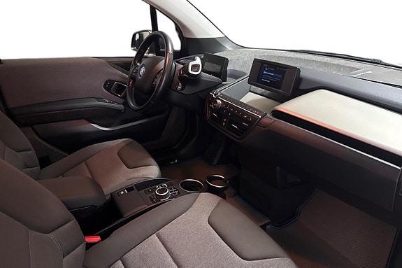 BMW i3 6 of 19