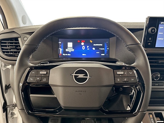 Opel Vivaro-e 8 of 14