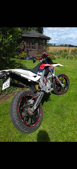 Aprilia Sx50 2 of 4