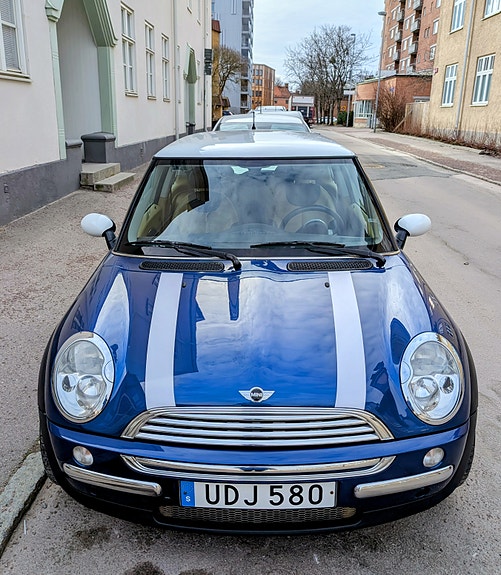 MINI Cooper 10 of 18