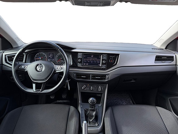 Volkswagen Polo 12 of 15