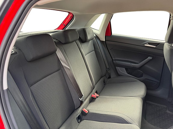 Volkswagen Polo 15 of 15