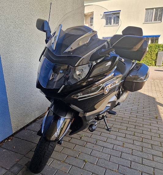 BMW K 1600 GTL 3 of 8