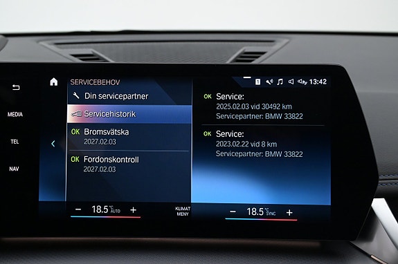 BMW iX1 14 of 27