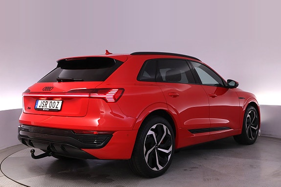 Audi Q8 5 of 27