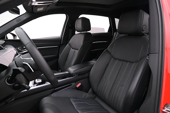 Audi Q8 10 of 27
