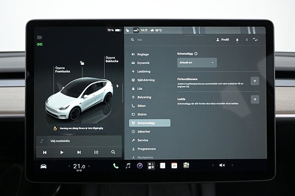 Tesla Model Y 11 of 27