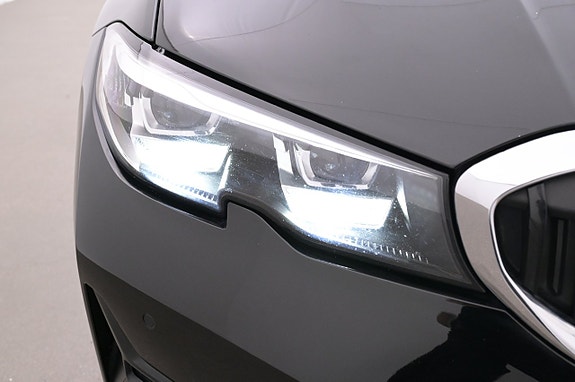 BMW 330e 26 of 27