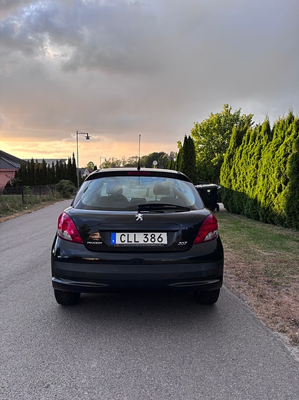 Peugeot 207 3 of 6