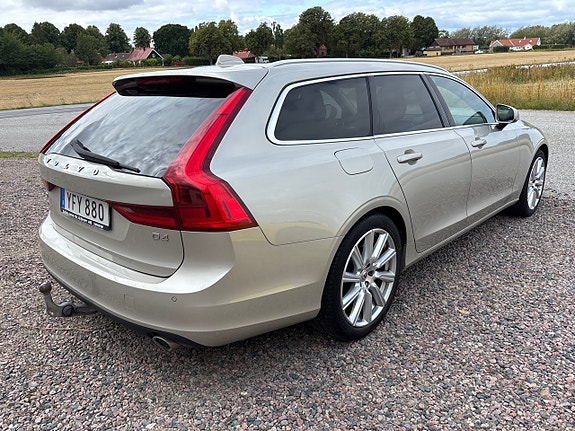 Volvo V90 4 of 12