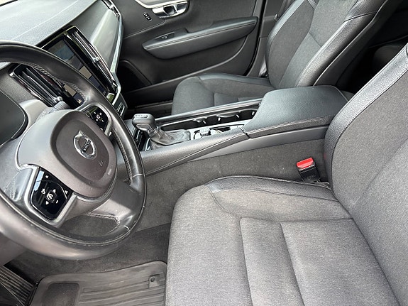 Volvo V90 7 of 12
