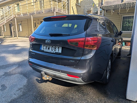 Kia Ceed 3 of 9